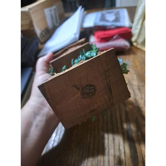 Vintage New Giftcraft Farmhouse Rustic Christmas Holiday Bird House Red Bird - Picture 10 of 10